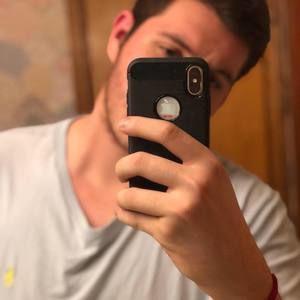 Meet your Posher, Luis